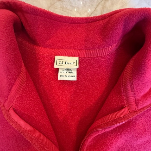 L.L. Bean Women's Red Fleece Full Zip Jacket; Pockets; Mock Neck; Large Reg. - Picture 3 of 6